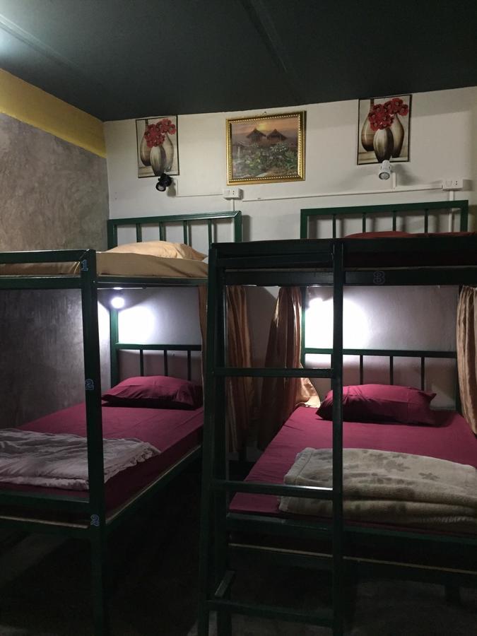 Tiger House Hostel (Adults Only) Chiang Mai Exterior foto