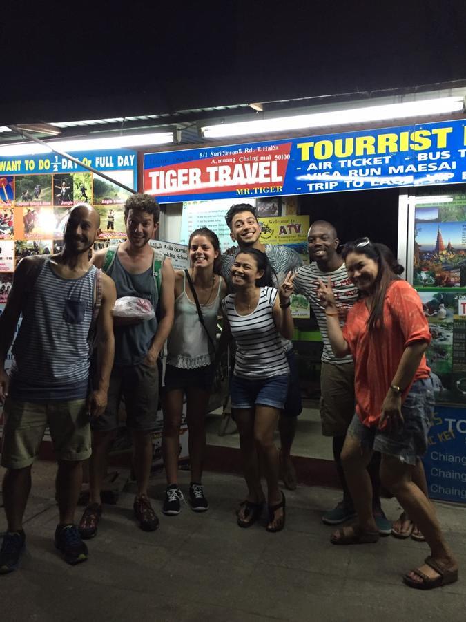 Tiger House Hostel (Adults Only) Chiang Mai Exterior foto