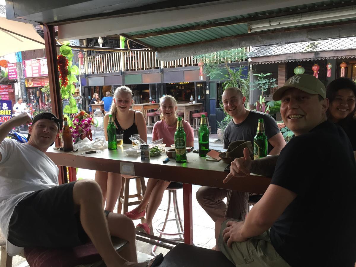 Tiger House Hostel (Adults Only) Chiang Mai Exterior foto