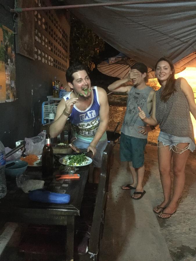 Tiger House Hostel (Adults Only) Chiang Mai Quarto foto