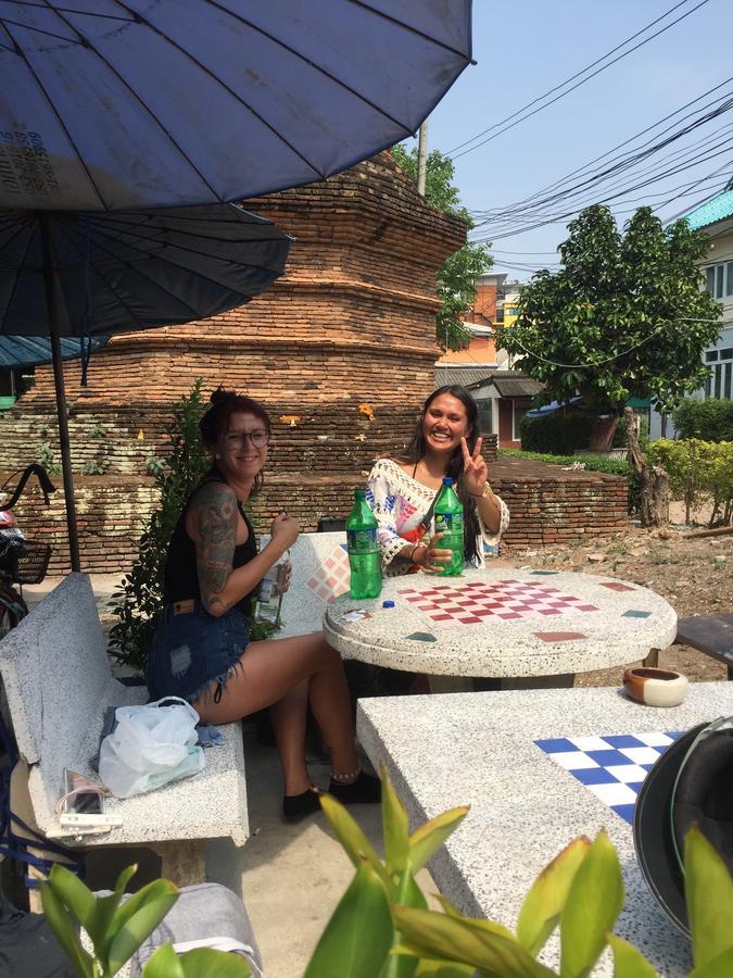 Tiger House Hostel (Adults Only) Chiang Mai Exterior foto